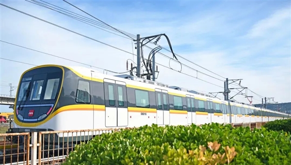 全自動駕駛最高等級！西安地鐵8號環(huán)線列車首次亮相